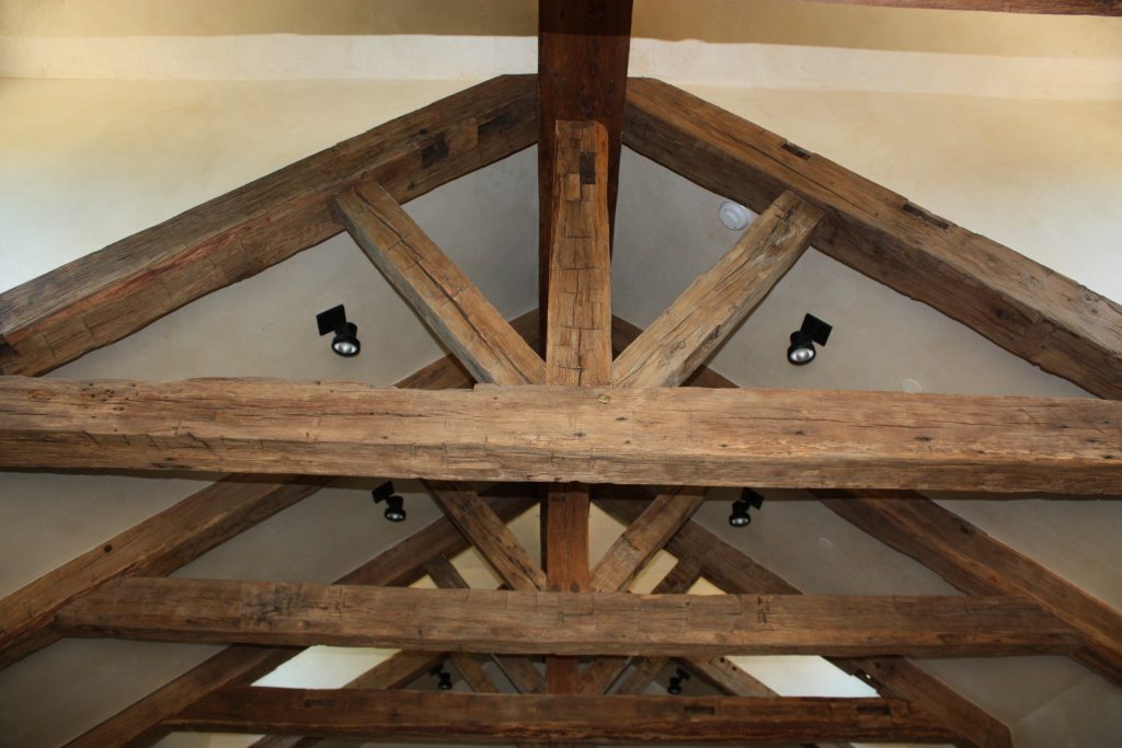 Reclaimed Barn Ceiling Beams Interior Application