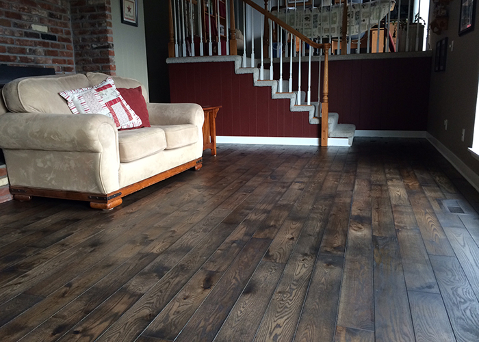 Reclaimed Wide Plank Flooring, How Wide Is Hardwood Flooring Planks